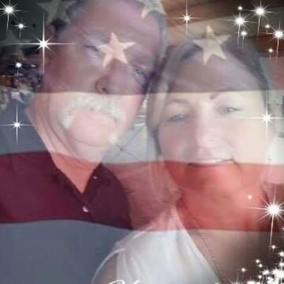 Meet your Posher, Lisa - Picture 1 of 1